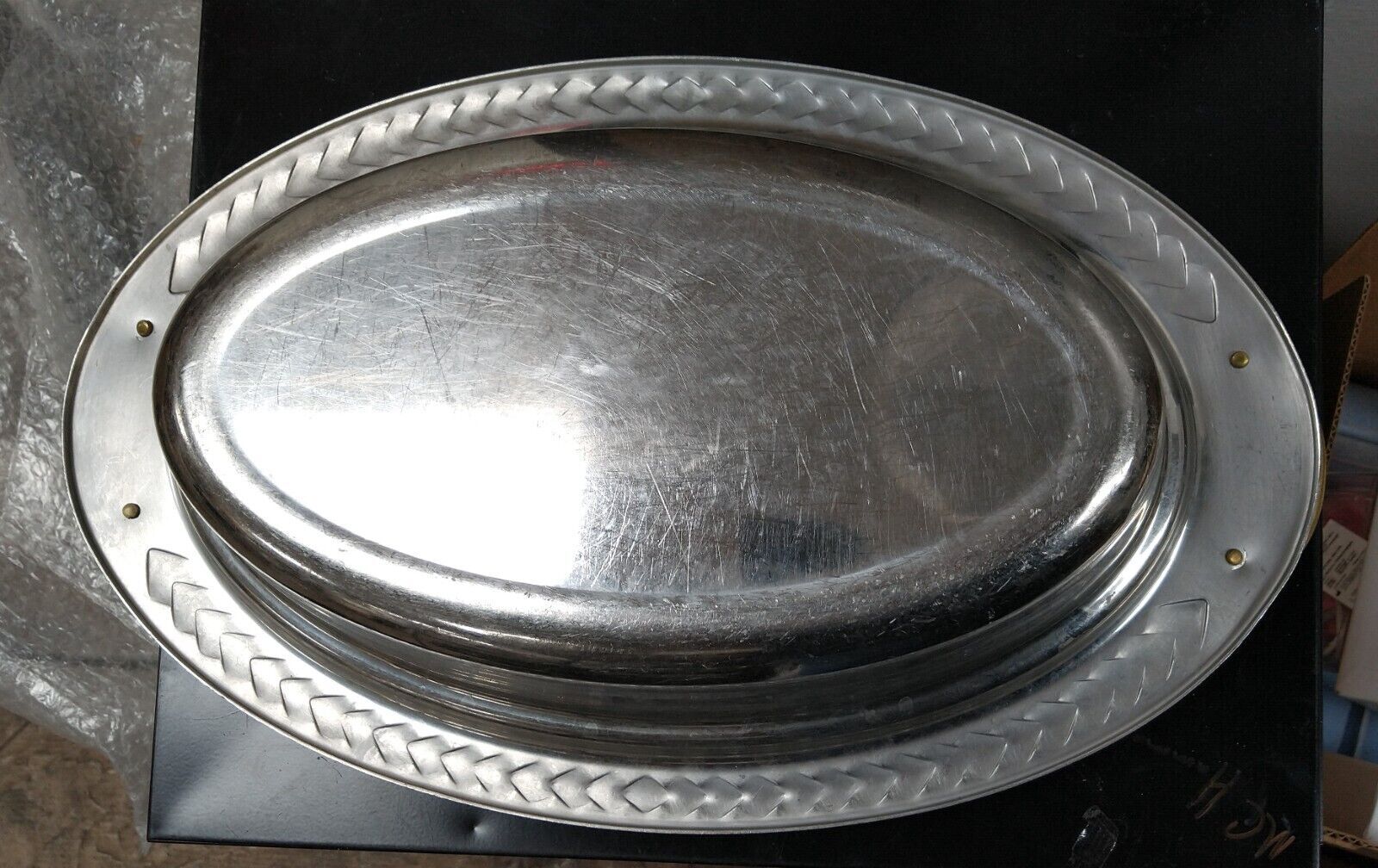 Bon Chef Professional Grade Stainless Steel Oval Food Serving Pan Dish