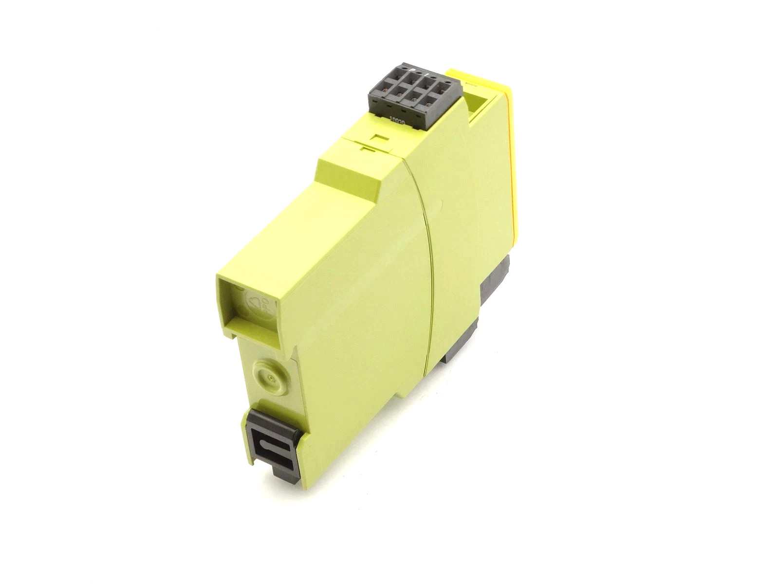 New Pilz 787585 safety switchgear PZE X4P C 24VDC 4n/o 787585