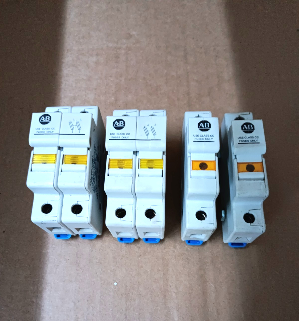 Allen Bradley 1492-FB2C30-L & 1492-FB1C30-L Fuse Holder 30 A Lot Of 4