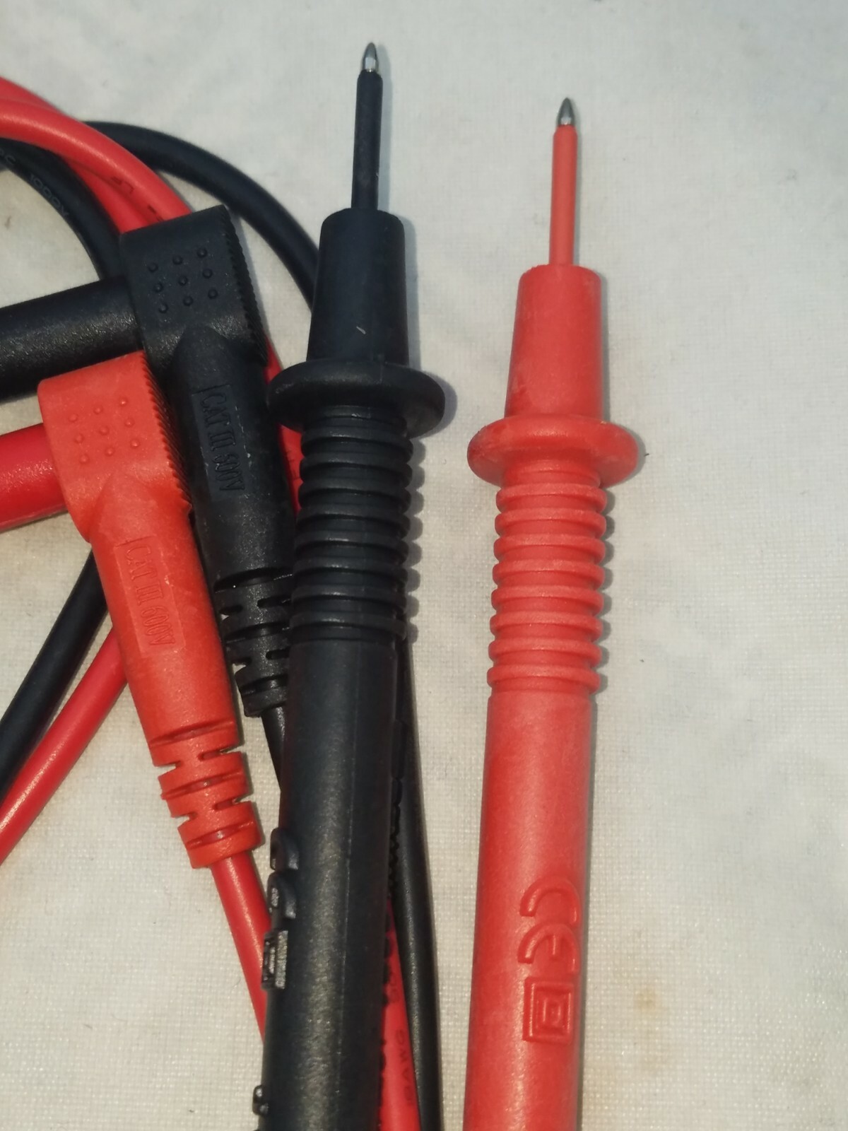 2(LOT) Test Leads CAT III, 1000V 10 Amp 18AWG WIRE. 36″ FOR MULTIMETERS, DVM