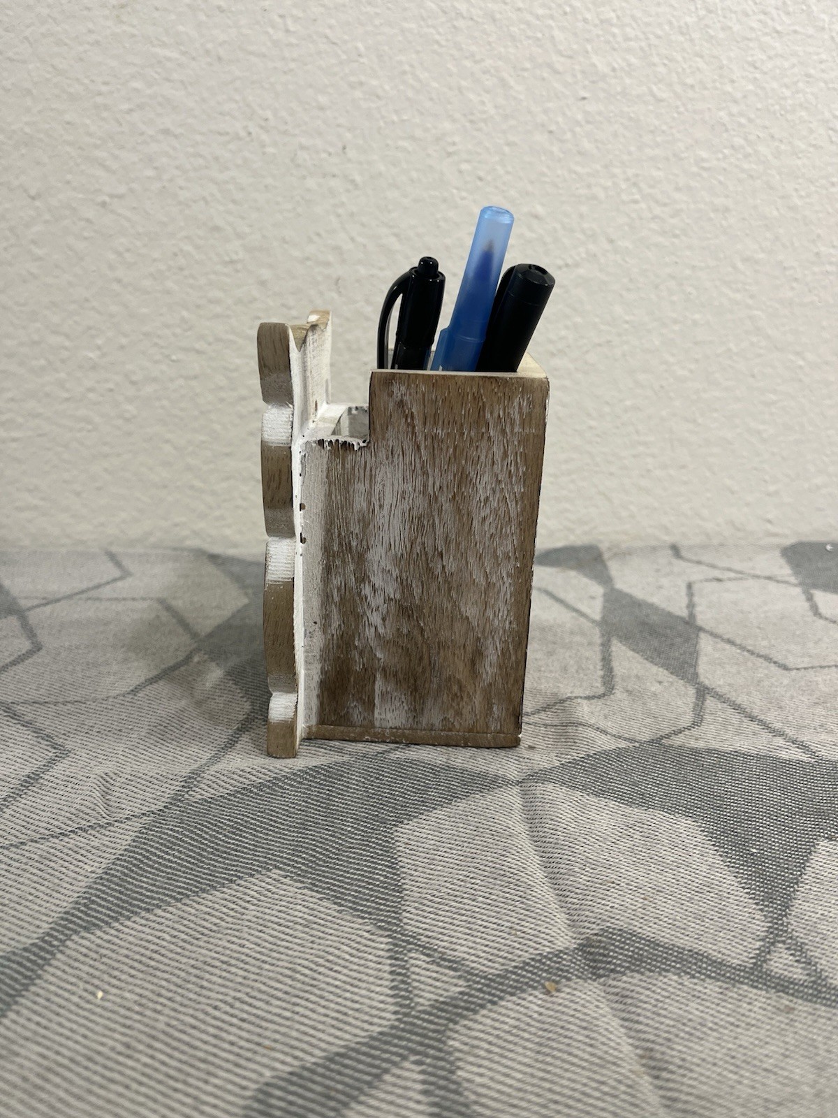 Owl Design Rustic Wood Pencil/Pen/Eyeglass Holder Desk Sitter
