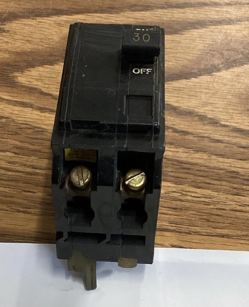 Square D QO230 2 Pole 30 Amp 120/240V AC Type QO Plug In Black Long Stab Breaker