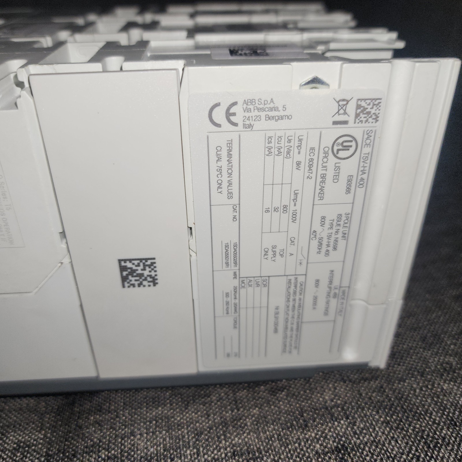 ABB 400A Circuit Breaker New Open Box PR221DS