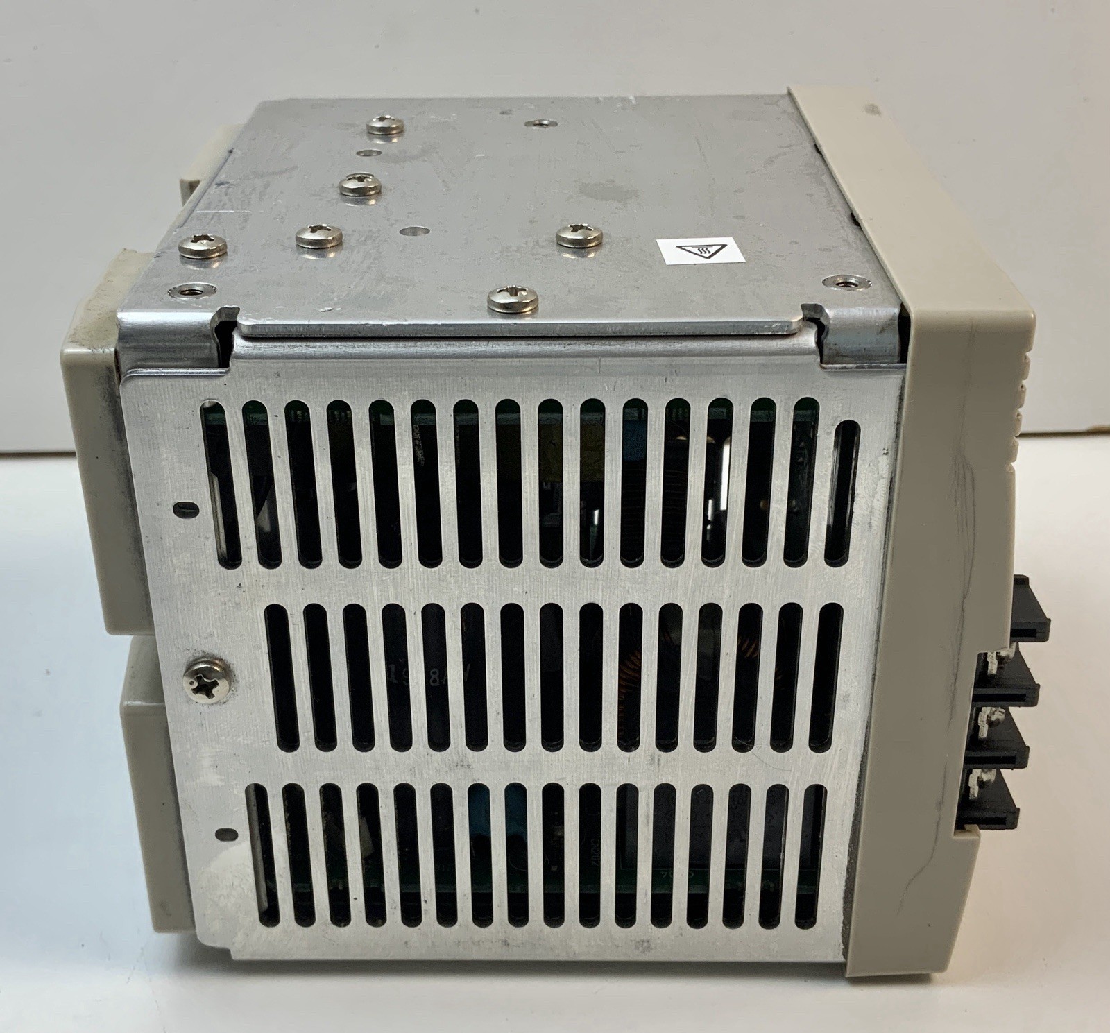 Omron S8VS-24024/ED2 Solid State Power Supply