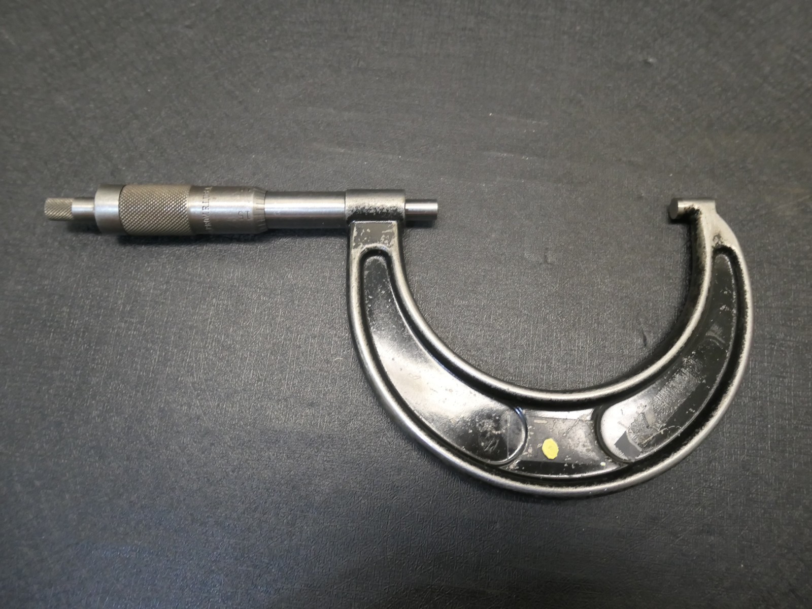 BROWN AND SHARPE 2″-3″ OUTSIDE MICROMETER