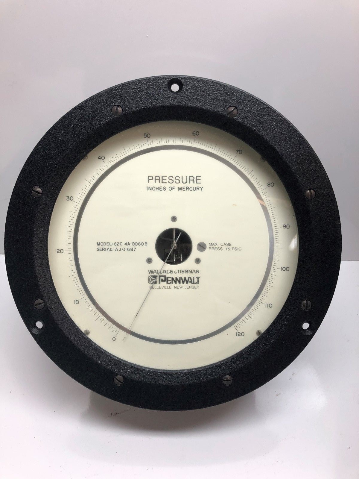 NEW WALLACE & TIERNAN PENNWALT DIFFERENTIAL PRESSURE GAUGE