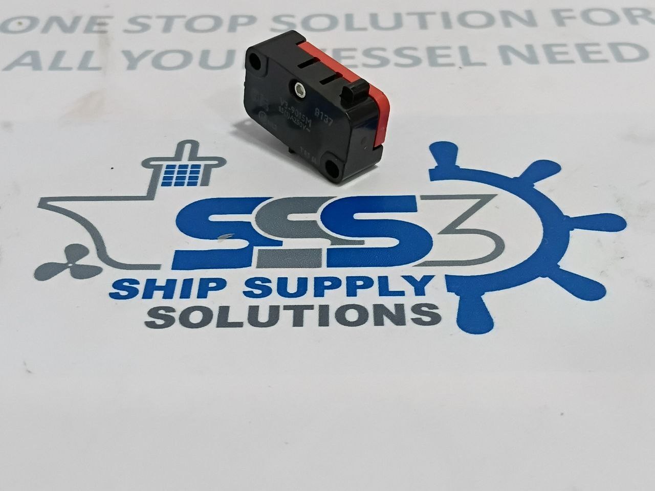 Schneider Electric LV429340 Extended Red-Yellow Rotary Handle (Unused New)