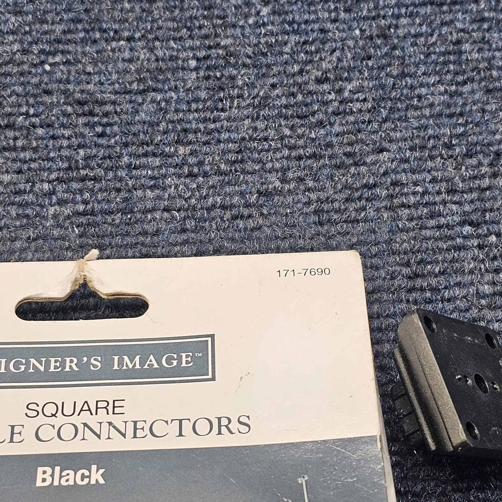 (QTY 30) Designer’s Image 171-7690 Black Square Spindle Connector for 3/4″