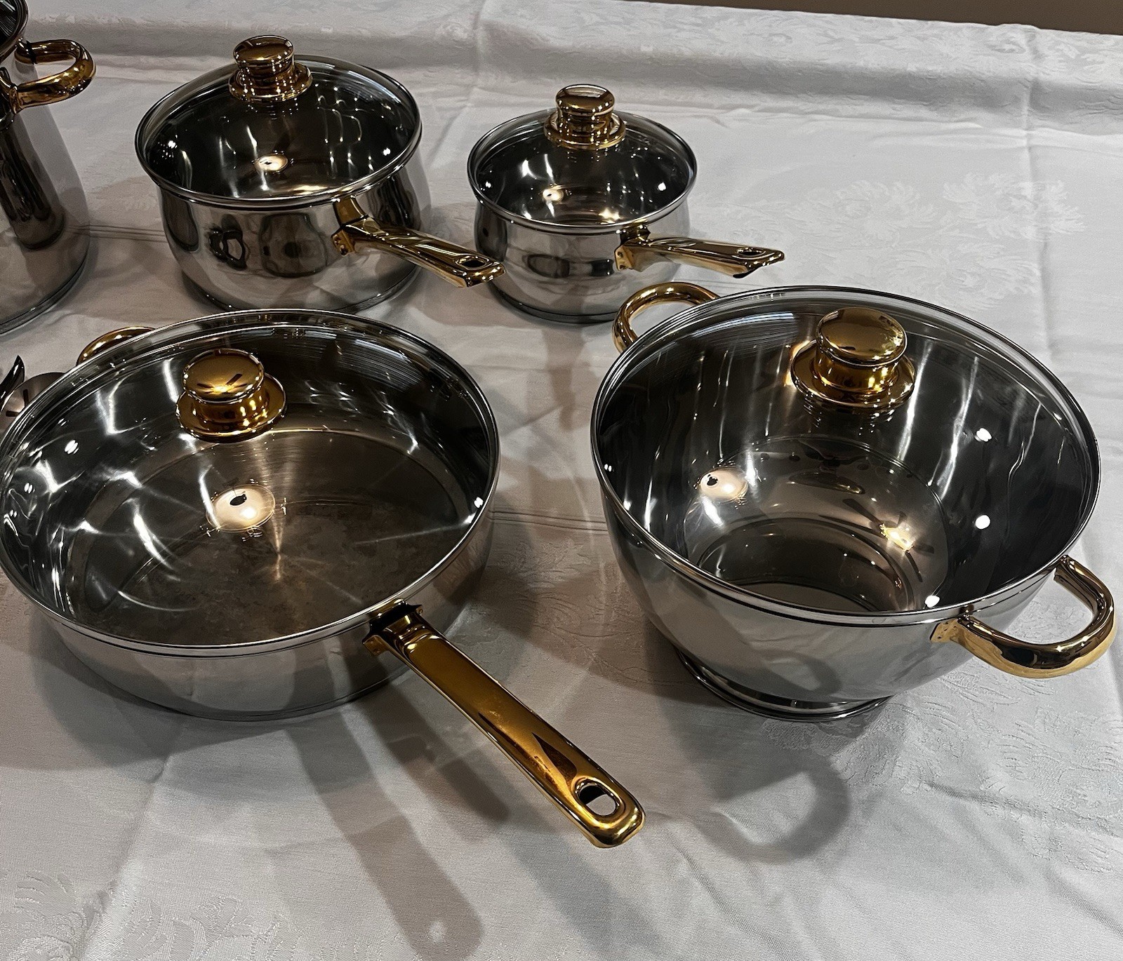 Cuisine-Cookware Command Performance Gold Stainless Steel Cookware 26 Pc Set