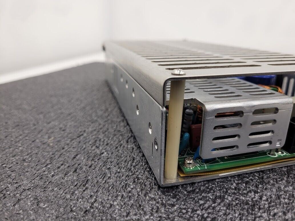 MeanWell USP-500-12 DC Power Supply 12VDC 42A Out 100-240VAC 50/60Hz Input 400W