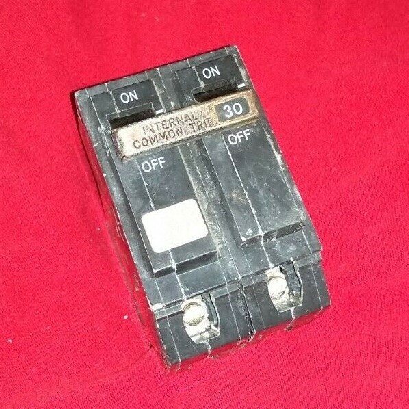 GE Internal Common Trip 2 Pole Circuit Breaker 30 amp 30A USA MADE!