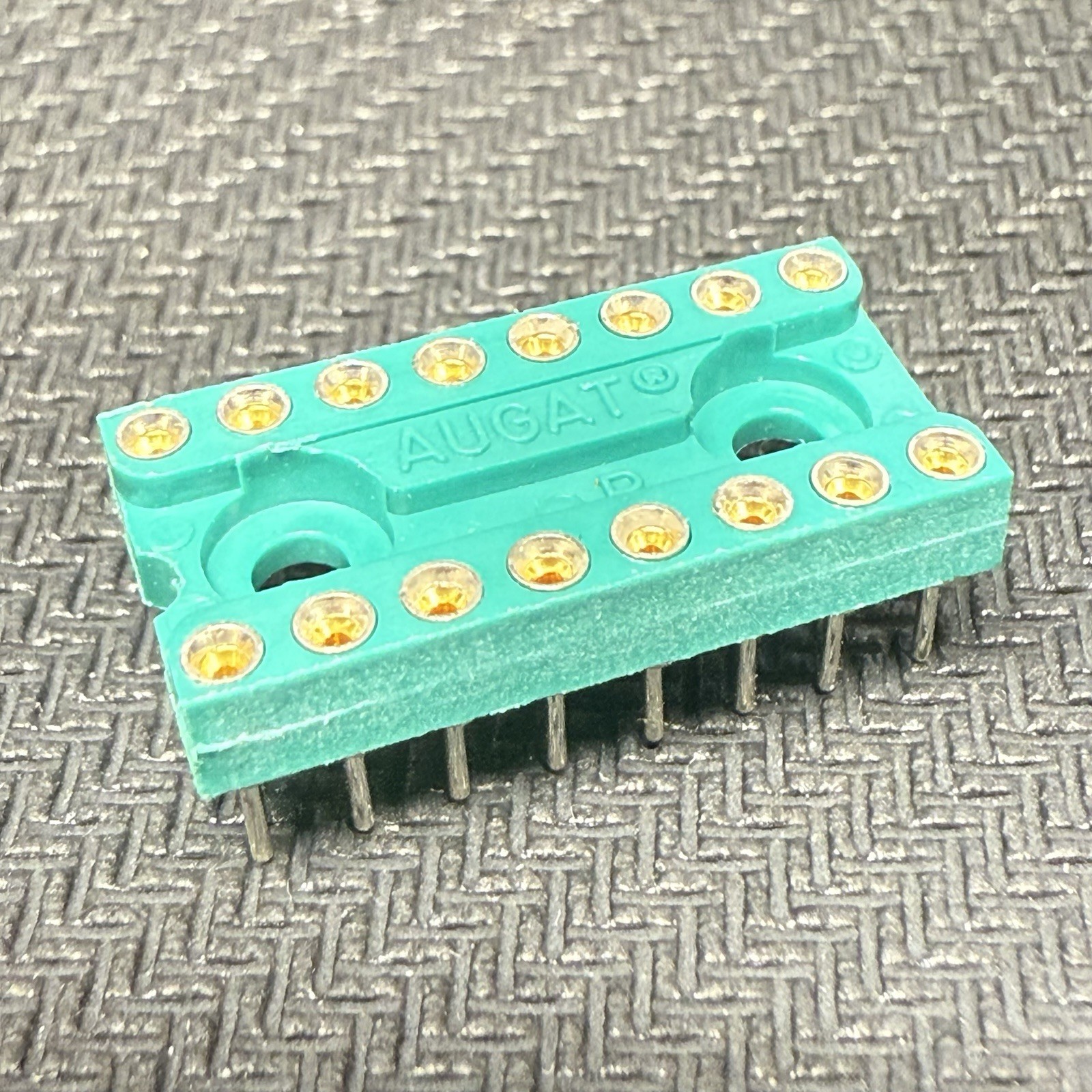 5x Augat 16-Pin DIP IC Socket Gold Contacts NOS Machine Pin Through Hole