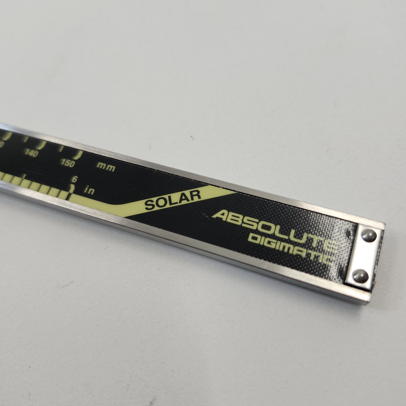 Mitutoyo Absolute Digimatic Caliper 500-474 Solar CD-S6″CT 6 Inch Japan Case