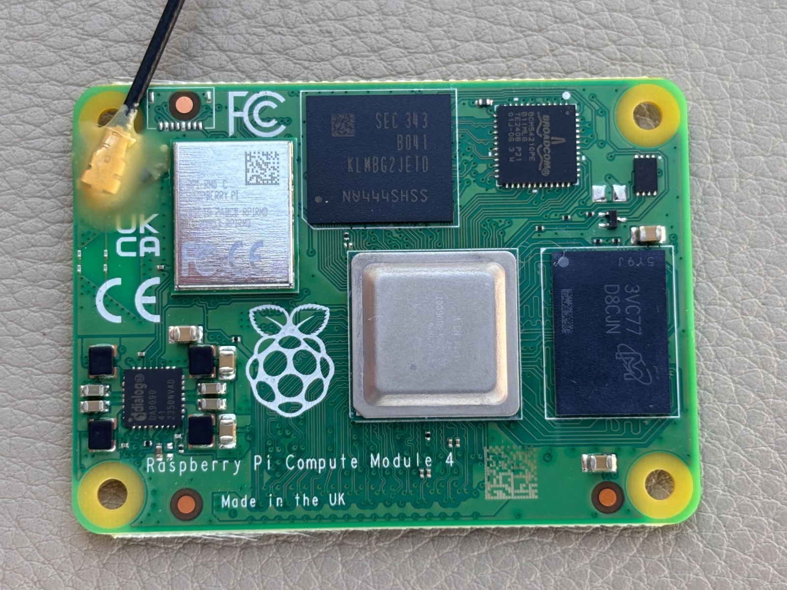 Genuine Raspberry Pi CM4108032 Compute Module 4 8GB RAM 32GB eMMC WiFi + Antenna