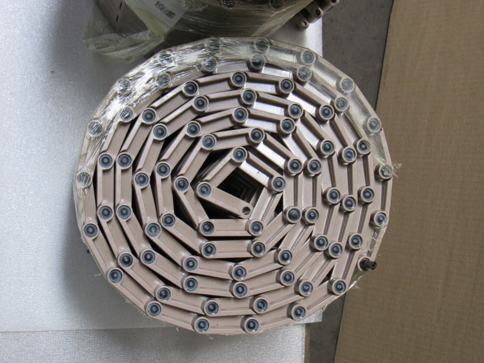 NEW REXNORD MAT TOP CONVEYOR CHAIN LF4706-10.00IN 91070104 10″W 10FT