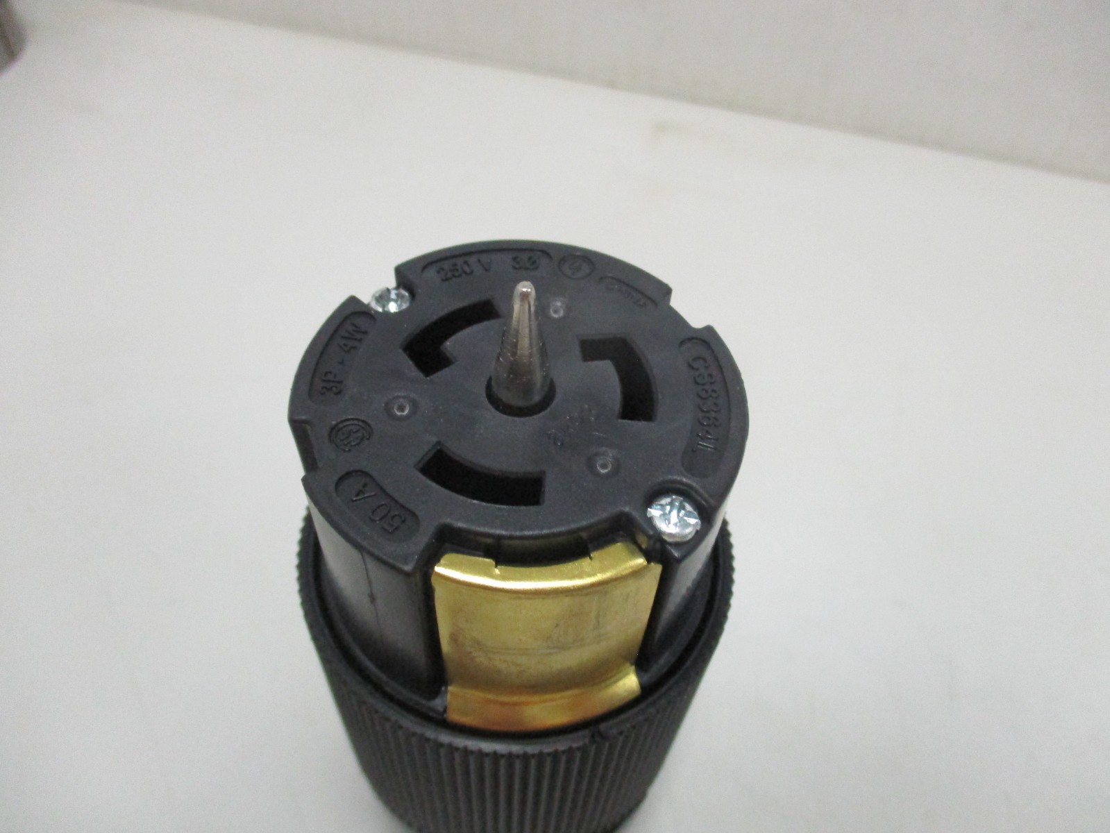 Hubbell CS-8364L 50A 3P 4W 250V 3Ø Twist Lock Plug