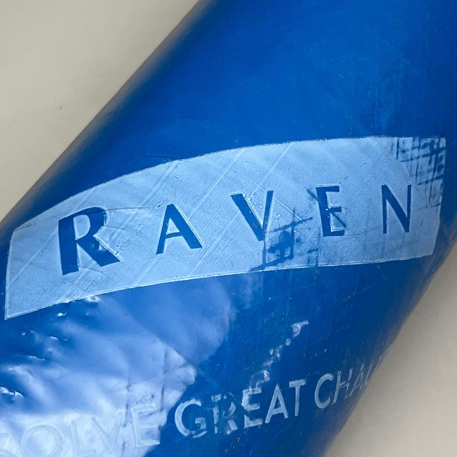 RAVEN Cover Material Dura Skrim R12WBK WH/BK 3’X130′ Black