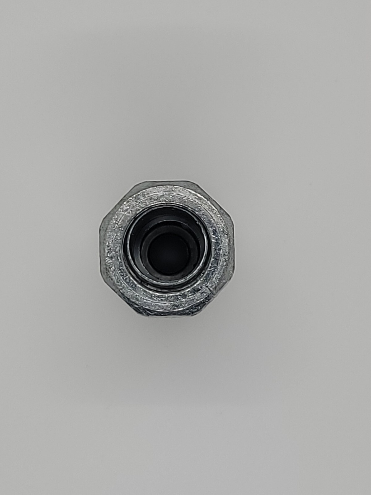 AI Arlington Rain & Concrete Tight Fitting for PVC Jacketed MC Cable 1/2 LTMC507