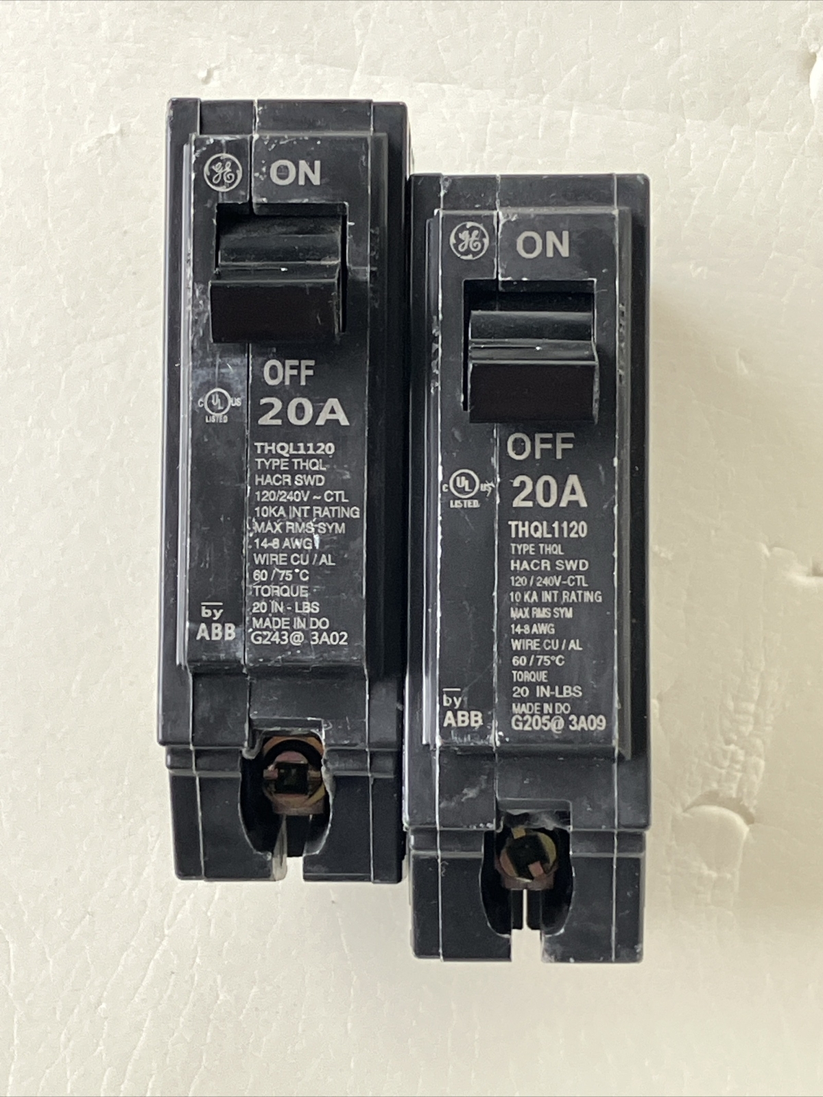 THQL1120 General Electric Plug-In CIRCUIT BREAKER 1 pole 20 Amp 1P 20A New!!