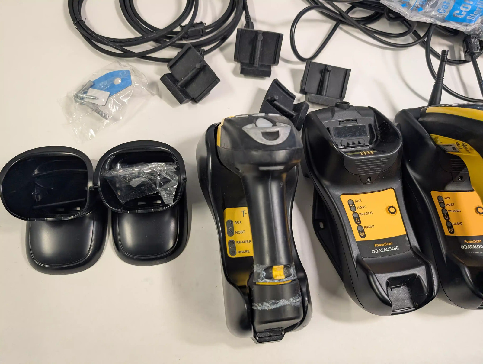 Datalogic PowerScan PM9500 PBT9500 Barcode Scanner & Cradle Lot