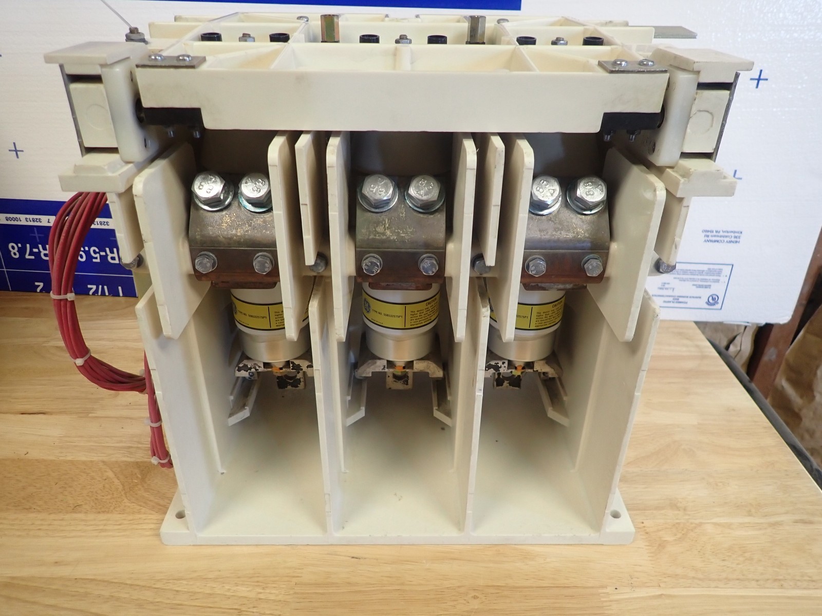 Clean GE AC Contactor Unit # 55C682247G6 400 Amp 7.2KV 60HZ