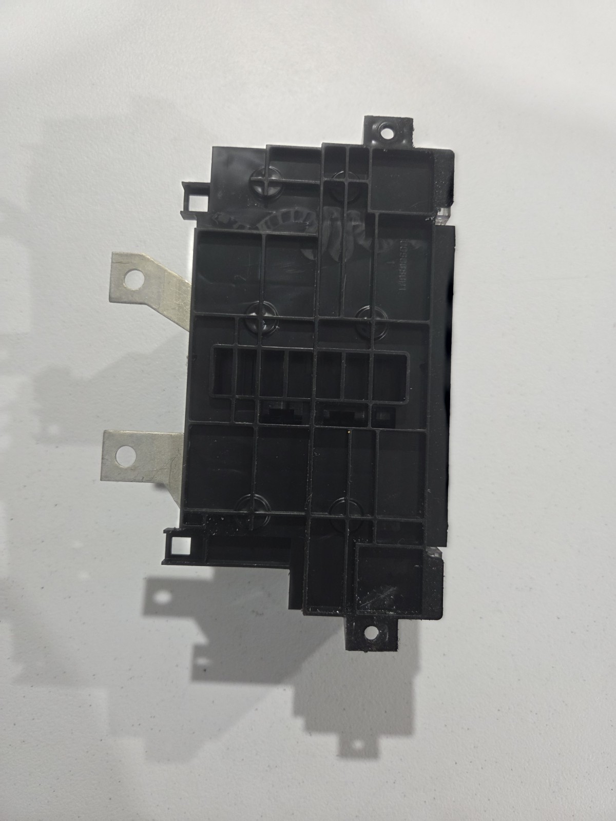 GE THQMV200WL 200 Amp 120/240 Volt 2-Pole Plug-In Mount Main Circuit Breaker