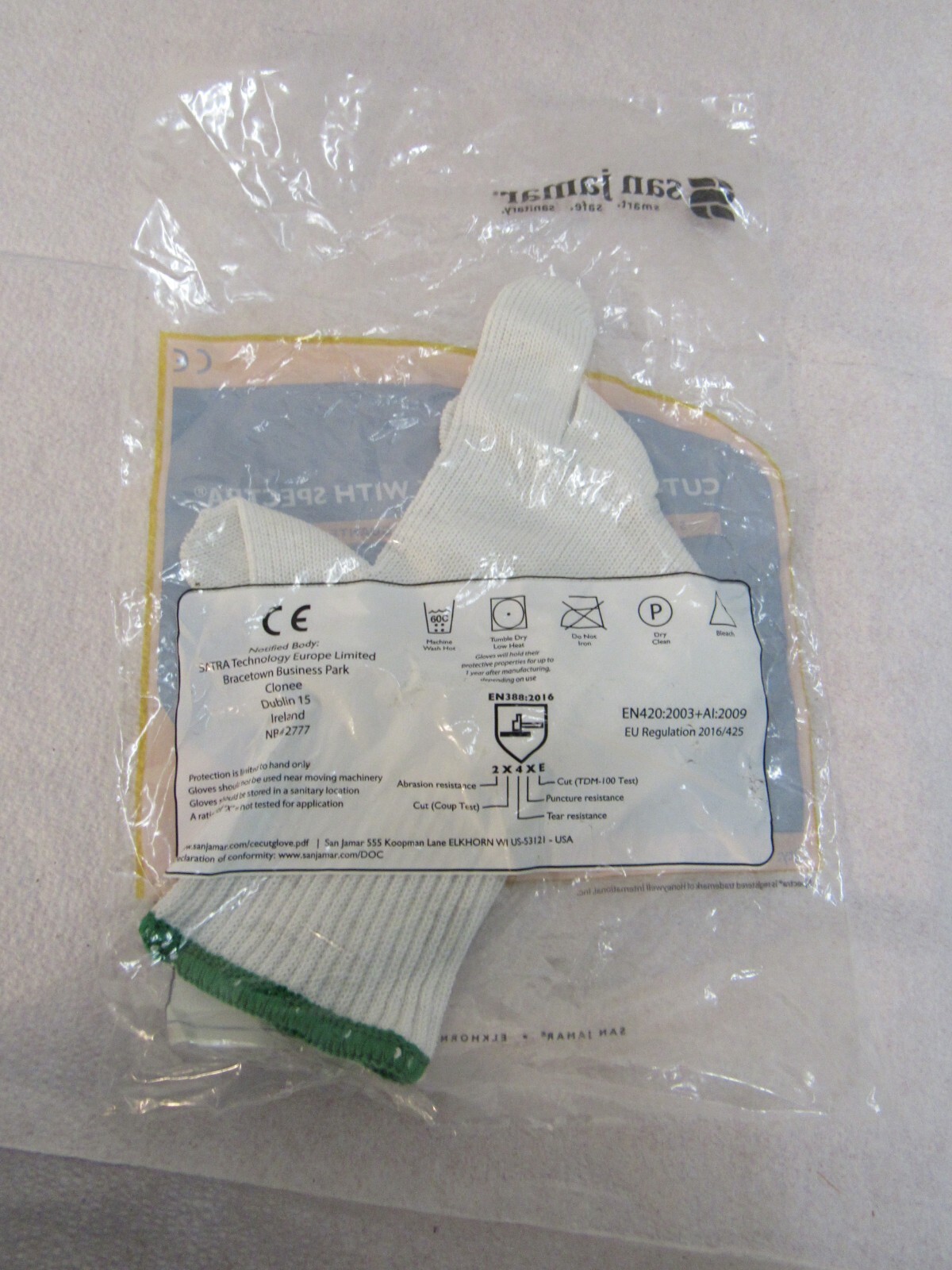 San Jamar Cut-Resistant Glove W/ Spectra A7 Ansi Cut Level Antimicrobial SG10-M