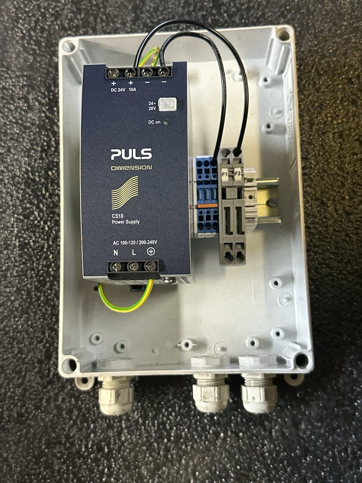 PULS Dimension CS10.242 DIN Rail Power Supply 24VDC 10A 100-240VAC Adjustable