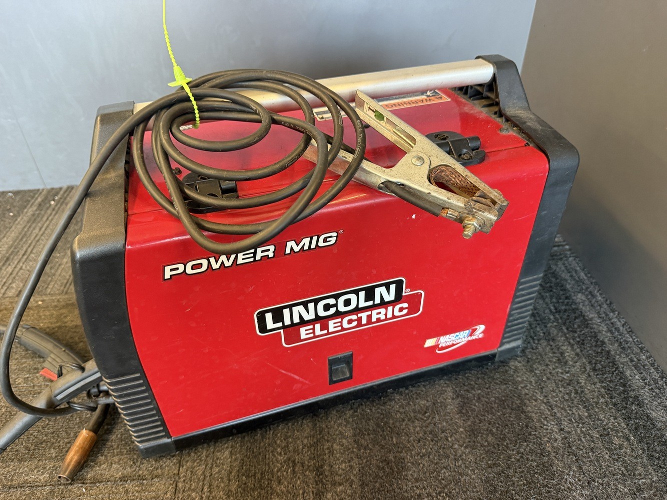 Lincoln Electric Power MIG 140C MIG Welder