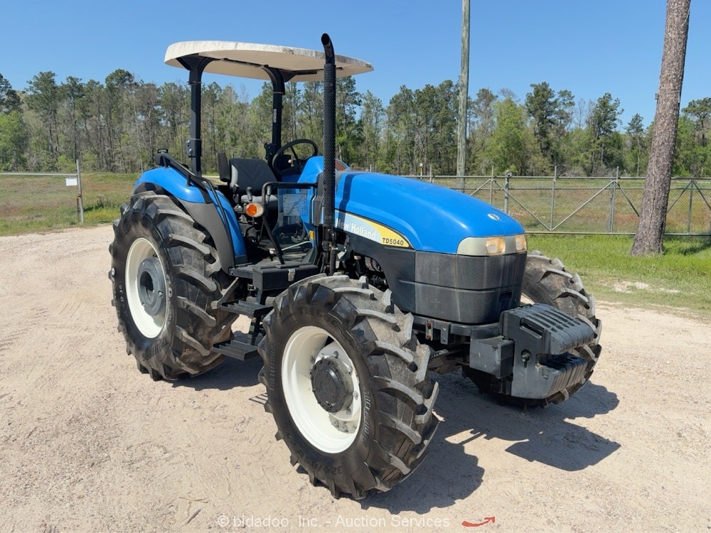 New Holland TD5040 4WD Diesel Tractor MFWD Utility Ag Farm 88HP PTO 3PT bidadoo