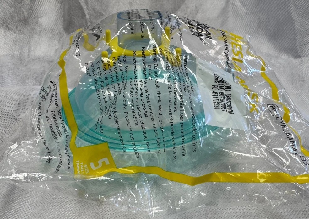 10 Pack of Medline Anesthesia Mask (Adult Regular Size 5) LOT# 49024100011