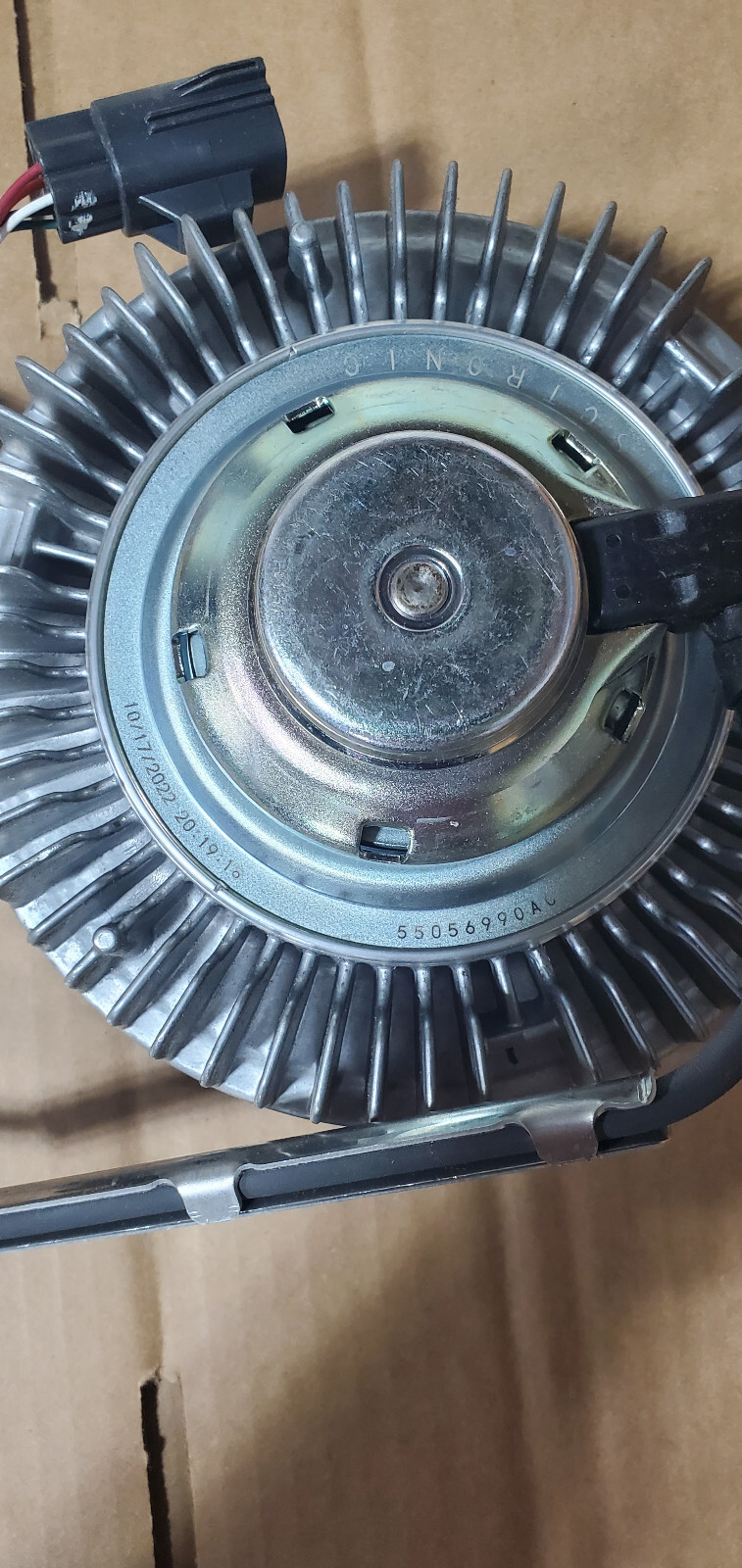 OEM Genuine Mopar 55056990-AC Cooling Fan Clutch For Ram 2500 3500 2004-2010