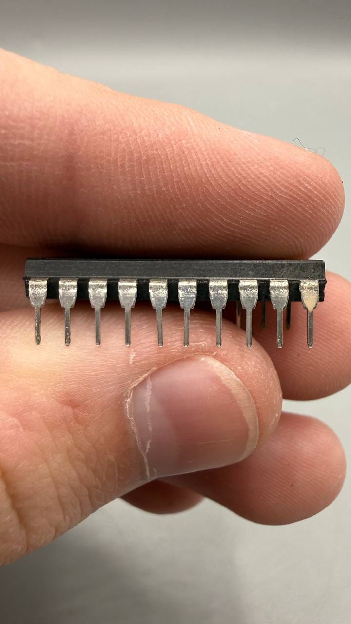 Lot of 2 MMI PAL16R6CN Programmable Array Logic ICs DIP-20 NOS