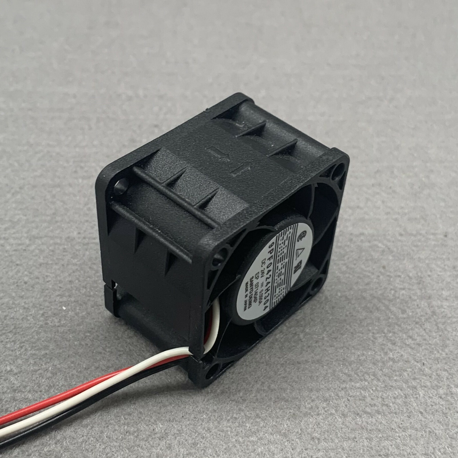 New FANUC A90L-0001-0580#B 9PF0424H304 24V 0.095A 4CM Cooling Fan