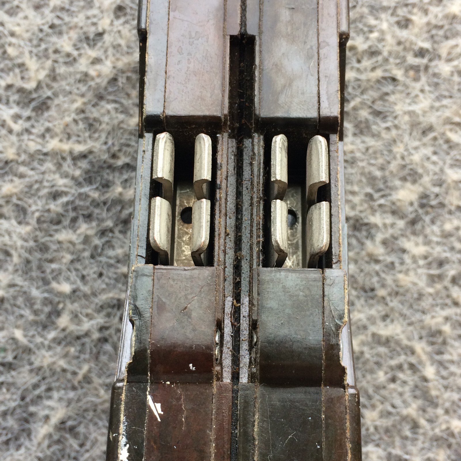 Cutler Hammer CH290L 2 Pole 90 Amp 120/240v Plug in Long Circuit Breaker