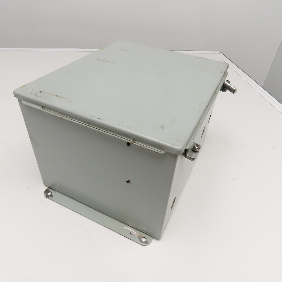 Hoffman A12108CH 12″ x 10″ x 8″ Electrical Enclosure Type 12,13