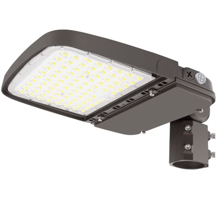Xbuyee 200W LED Parking Lot Light with Photocell, Dimmable LED 200.0 Watts