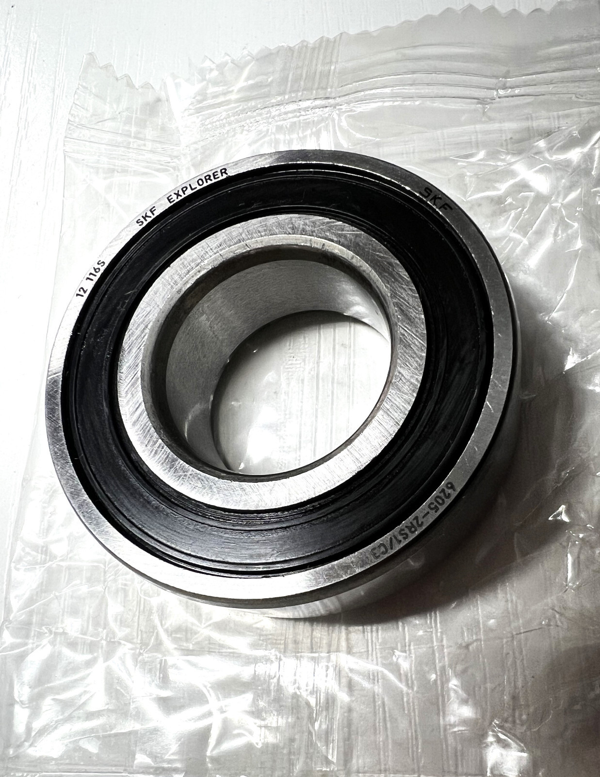 (10 PACK)SKF 6205-2RS / C3 2 RUBBER SHIELDED BALL BEARING 25mmX52mmX15mm NEW