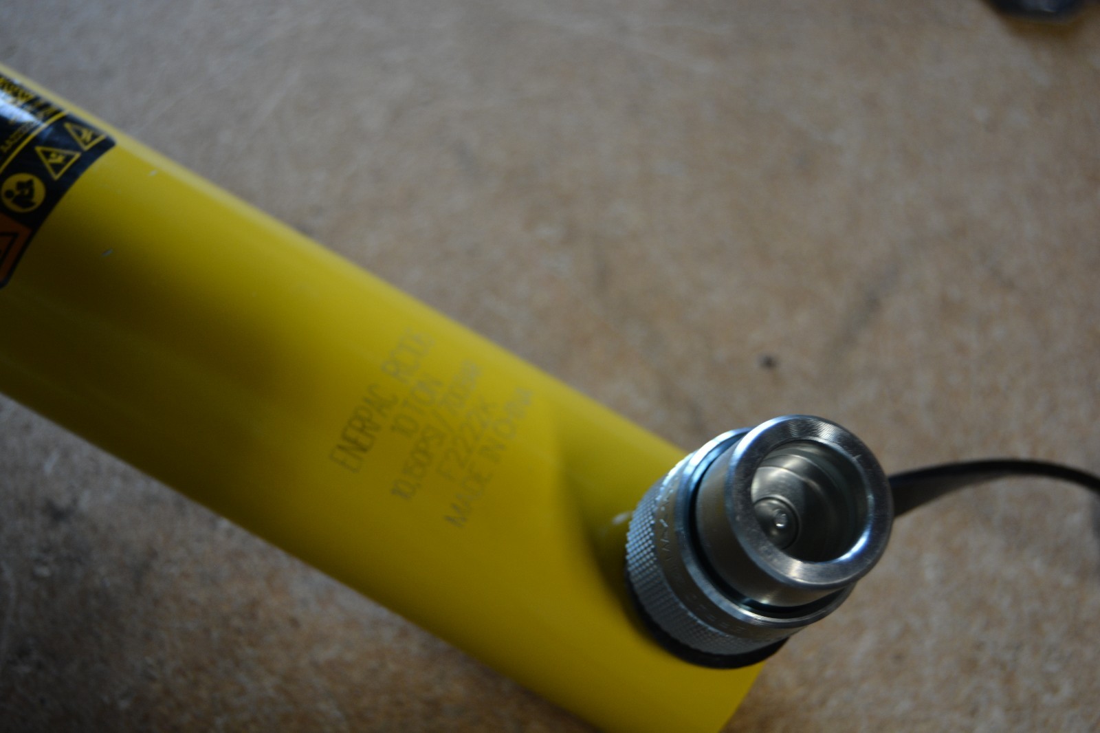 Enerpac RC 106 Trio Hydraulic Cylinder Single Acting 10 Ton 6″ Stroke NEW