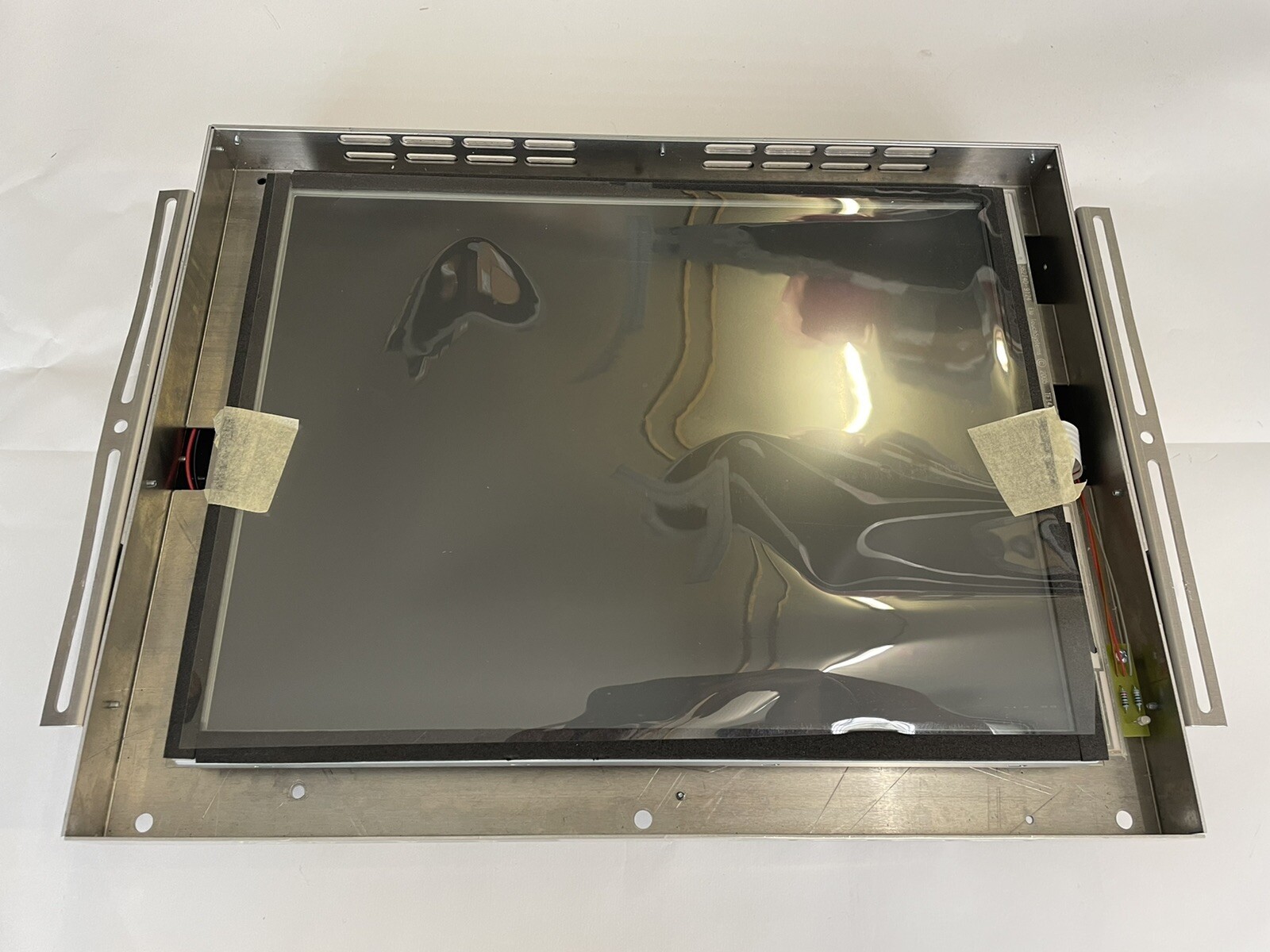 ACT KERN 15″ industrial touch monitor without front panel LI 1510-AU-CEAV
