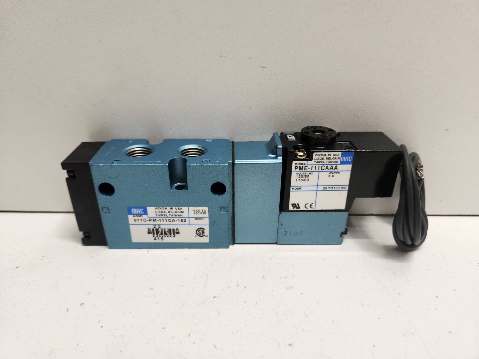 NEW NO BOX! MAC 120V 2-POS 4-WAY 1/4″ SOLENOID VALVE 811C-PM-111CA-152