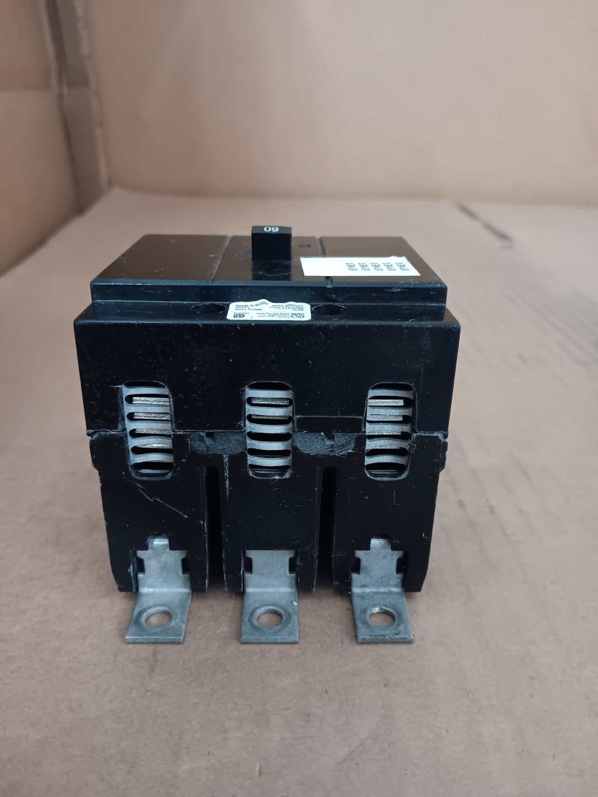 Eaton GHB3060 60 Amp 3 Pole Circuit Breaker 480/277 V