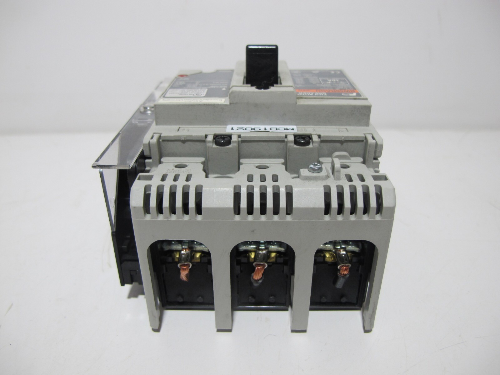 Fuji Electric BW50RAGU-3P010 10 Amp Auto Breaker 3-Pole 10A 690VAC 250VDC 14 kA