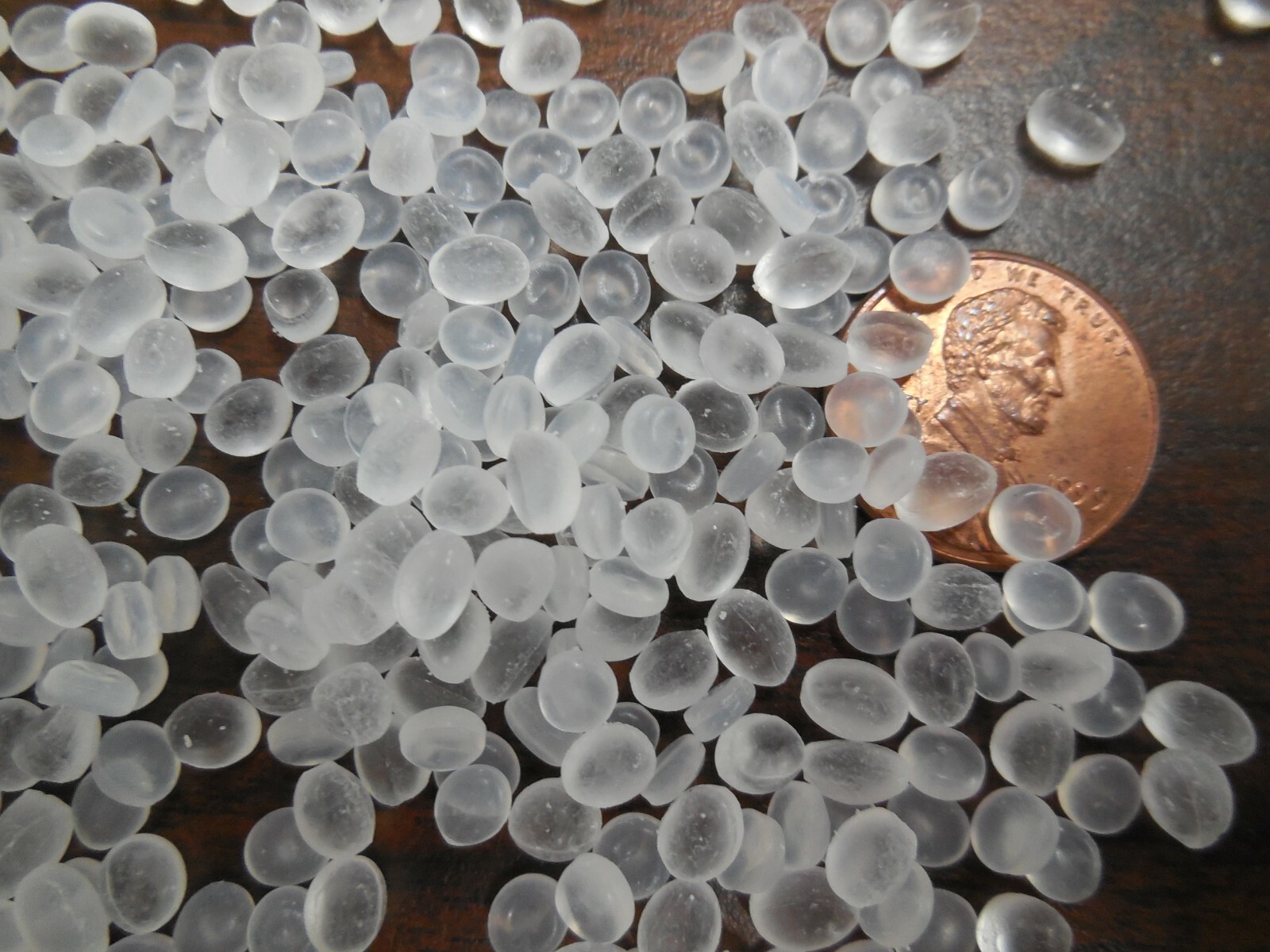 TPE Plastic Pellets Resin Material Rubber (Shore A 74) Injection Molding 10 Lbs