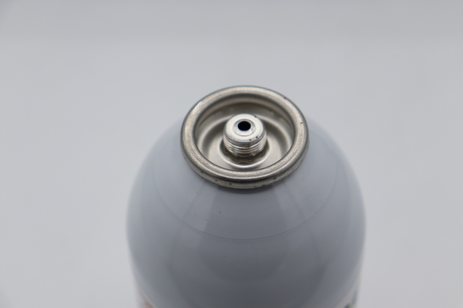 Enviro-Safe R-600a Refrigerant with 7/16″ Self Sealing K28 6 oz , 2 cans/tap