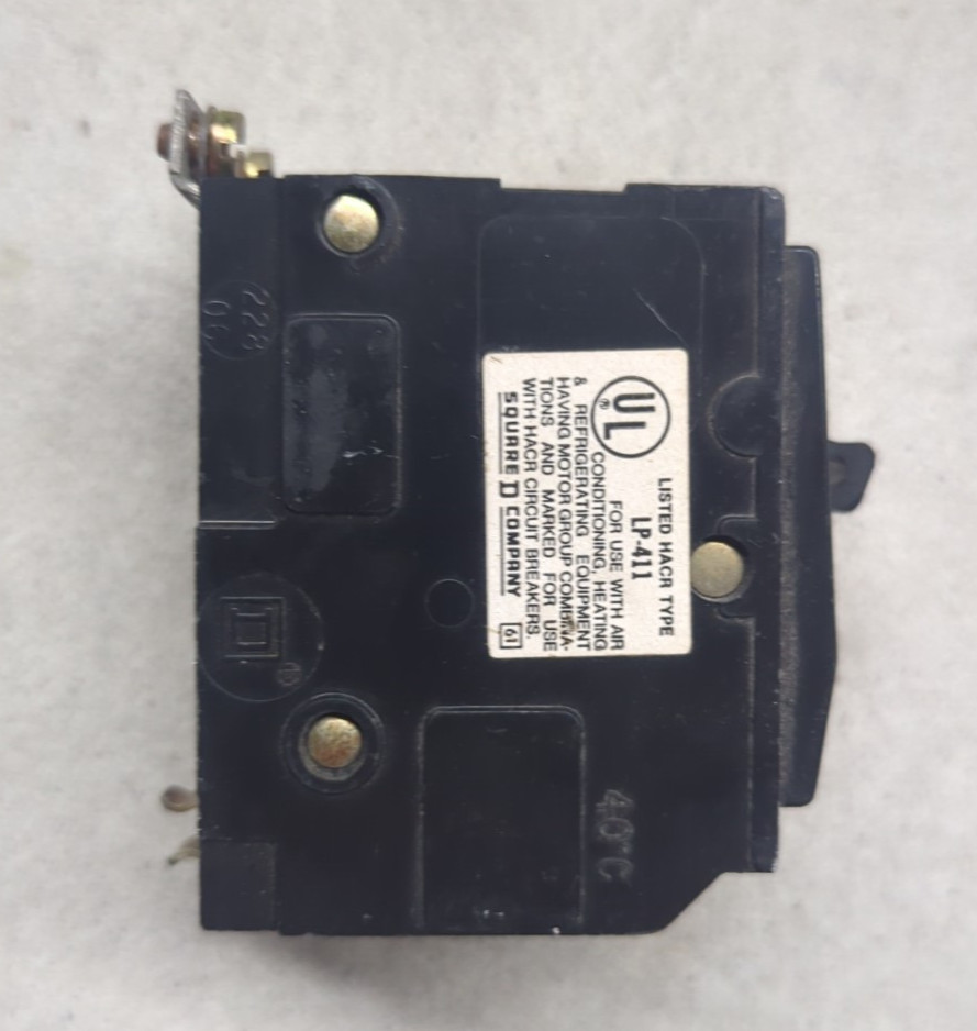 Square D QOB330 30A 3-Pole 240V Bolt-On Circuit Breaker – Used
