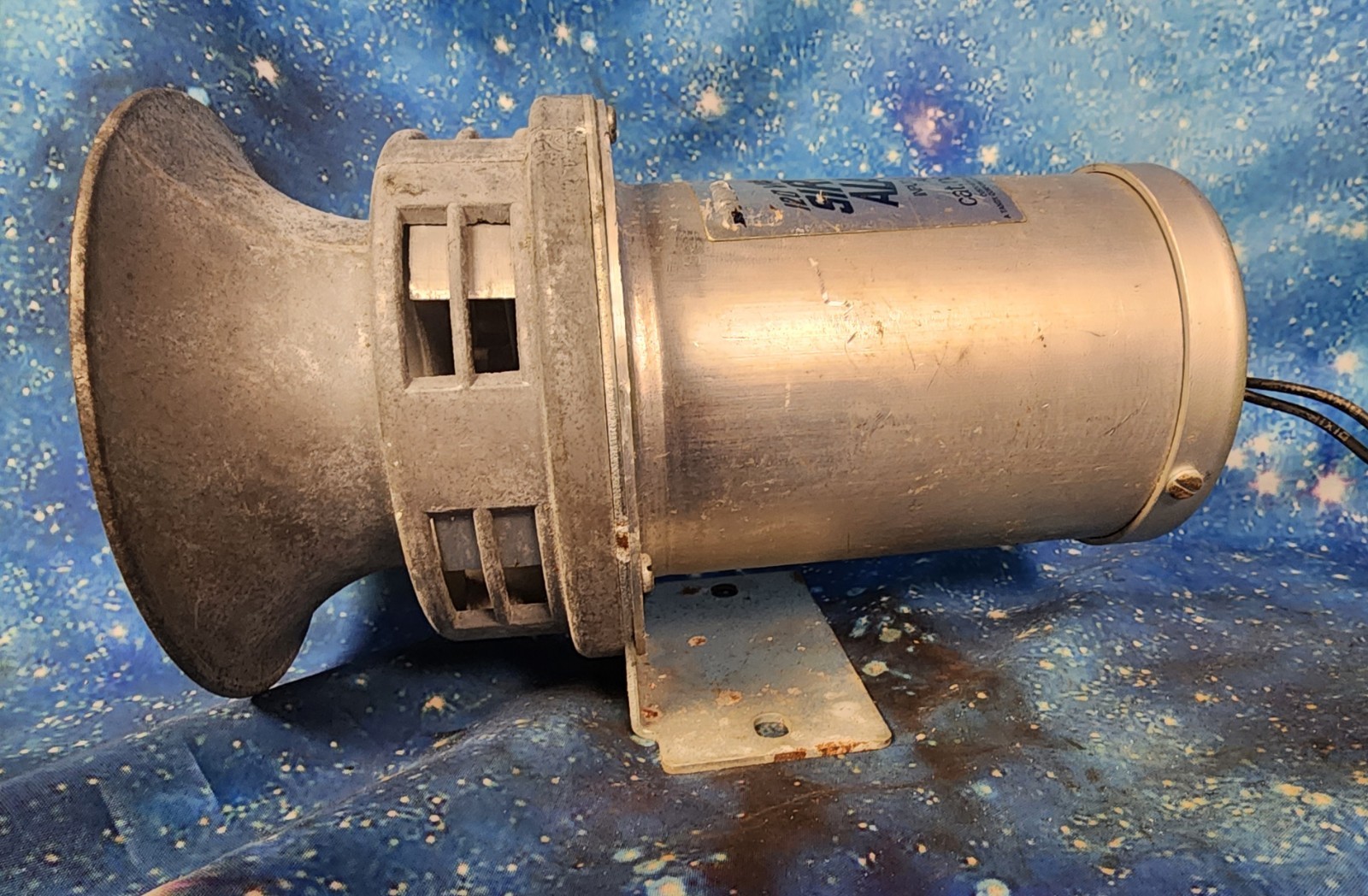Vintage Archer 120 Volt Siren Alarm Horn. Working and Loud