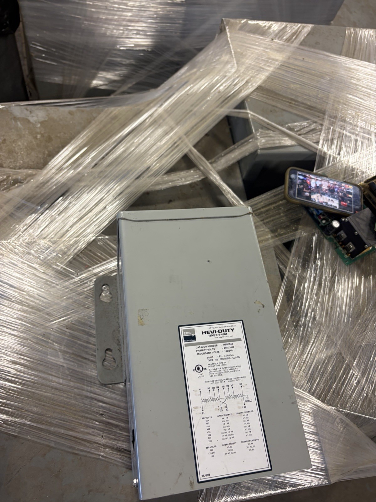 SOLA Hevi-Duty HS5F3AS 3 KVA Transformer Primary 240×480 Secondary 120/240 USED