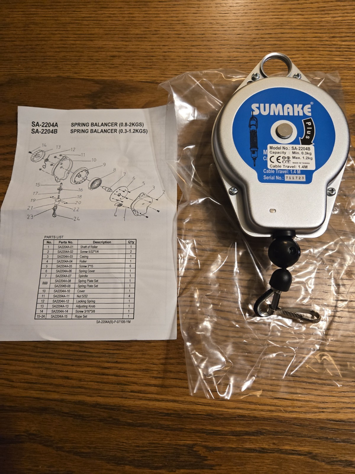 Sumake spring balancer, capacity 0.3 kg – 1.2 kg travel 1.4 meters = 4.82 ft.