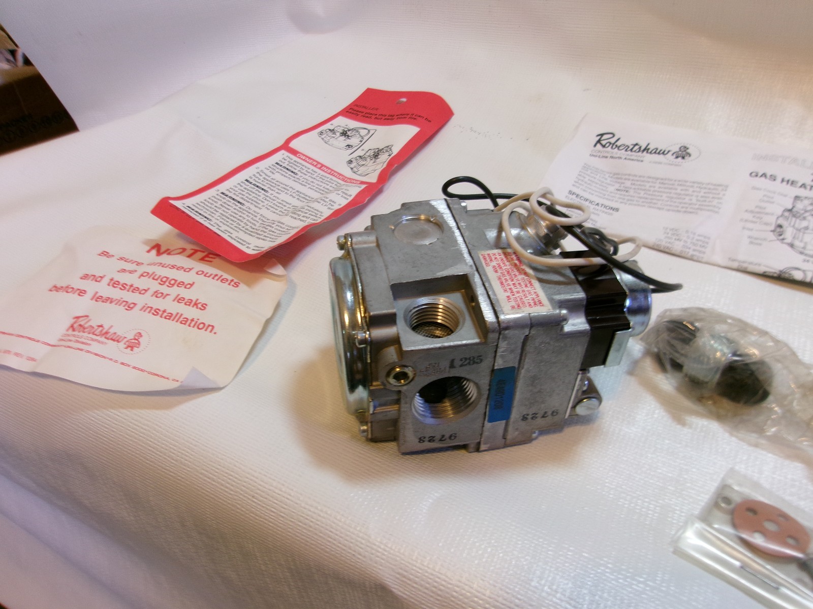 Robertshaw Gas Valve 700-452 7000BER-120 for Vulcan 840126-00011 54-1013 with Bo